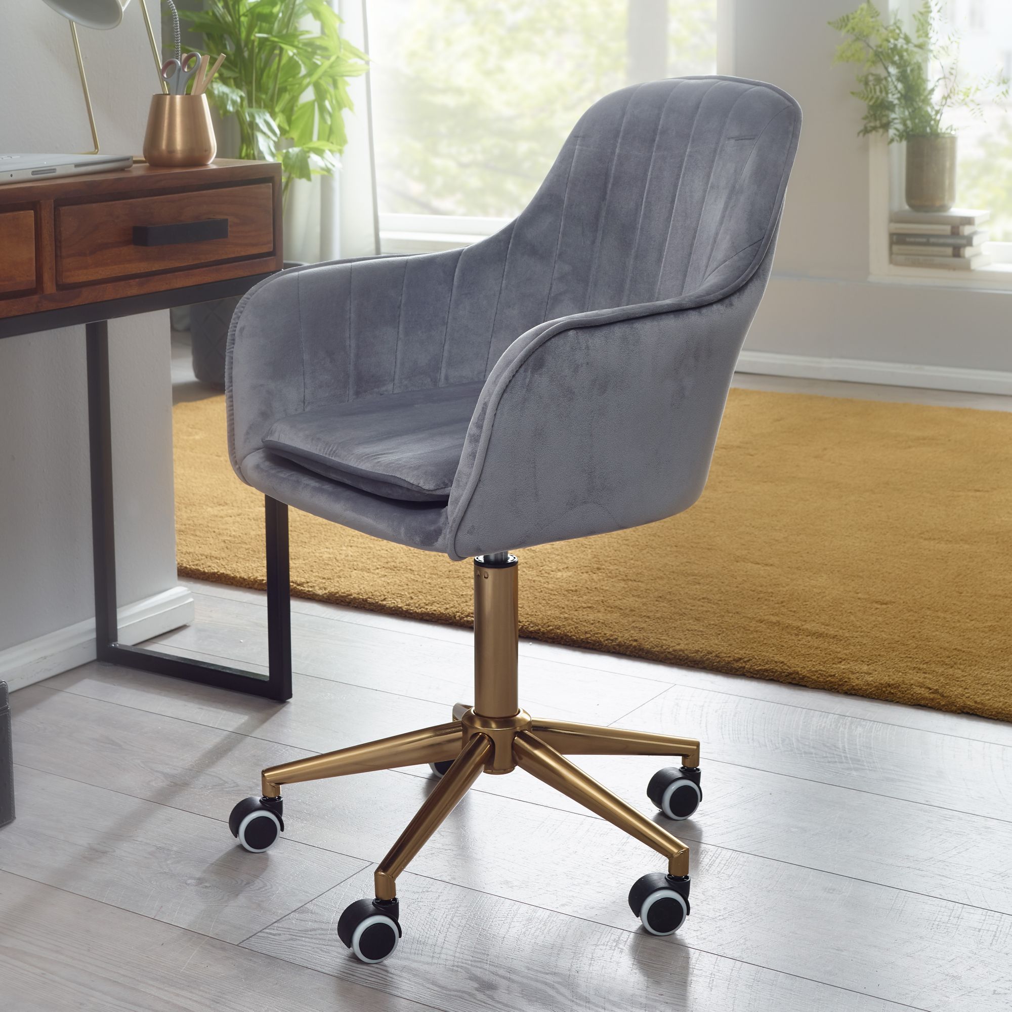 Gray Velvet Office Chair | 54x42x85-105 cm | Height Adjustable Up to 120 kg